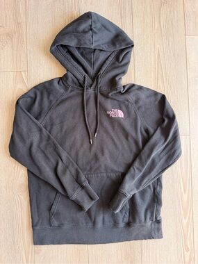 The North Face Women’s Black & Pink Box NSE Pullover Hoodie Size Medium